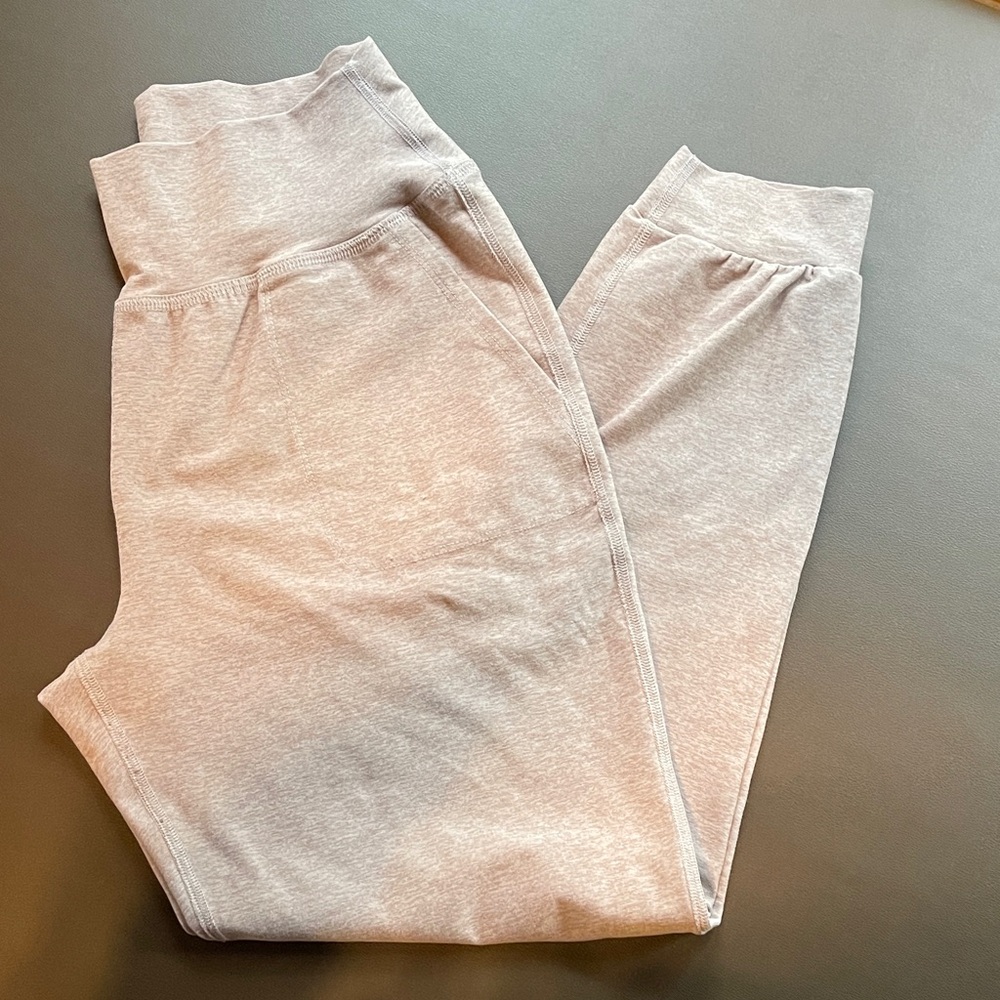 Beyond Yoga Chai Jogger